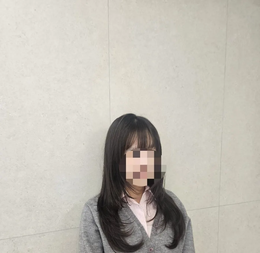 긴머리 분위기 전환 레이어드컷 이미지
