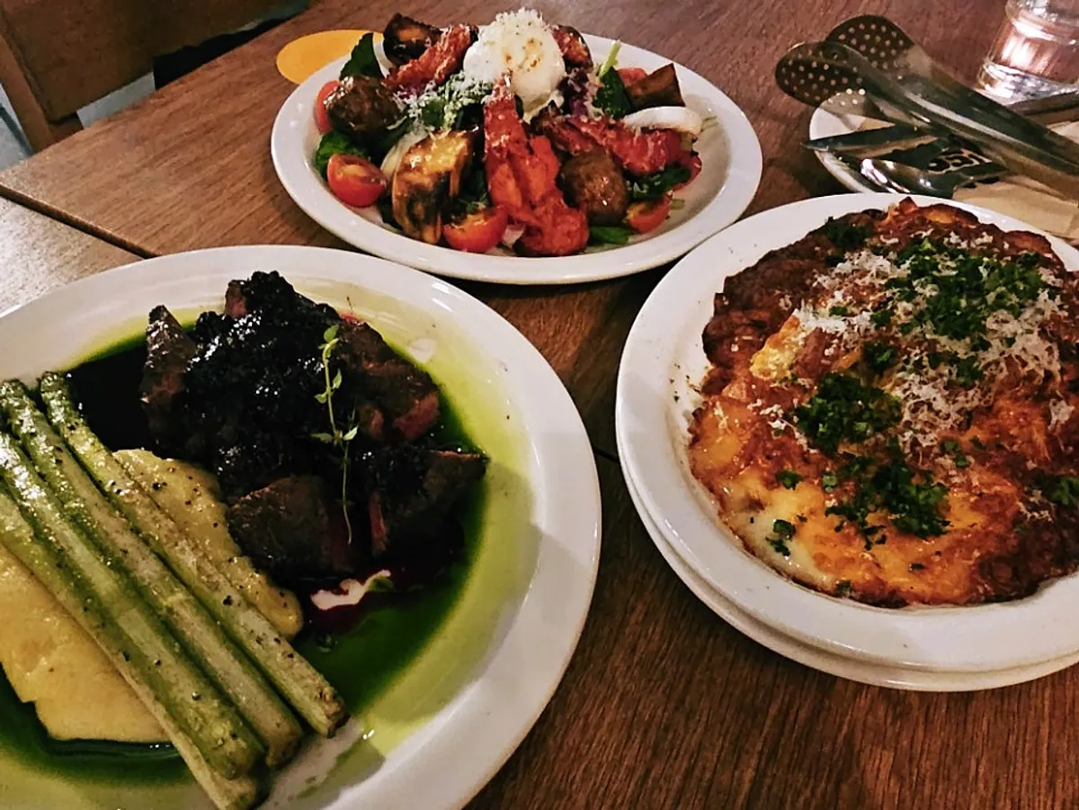 Mild High Club Apgujeong Branch, an Apgujeong café for brunch