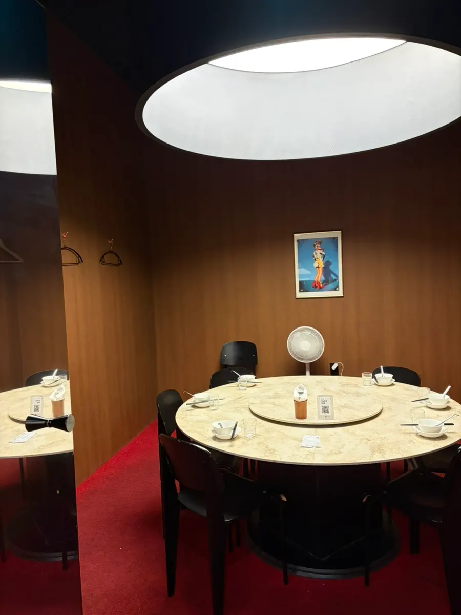 Private group room with coat hangers at Mirim Yangjang Apgujeong