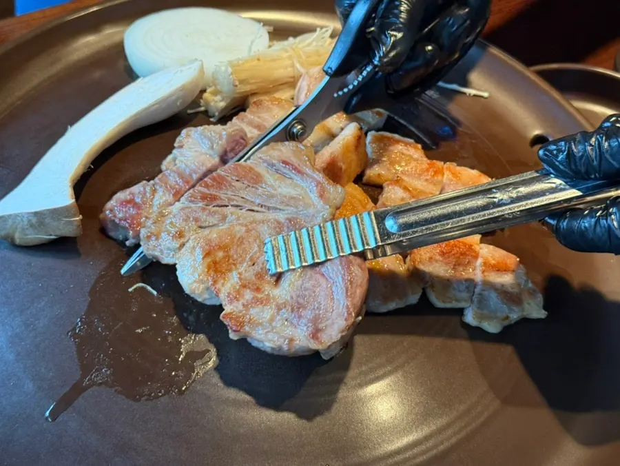 Pork belly at Ongijip in Apgujeong