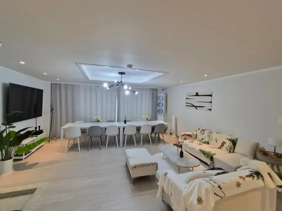 생일파티와 스터디에도 쓸 수 있는 파티룸
