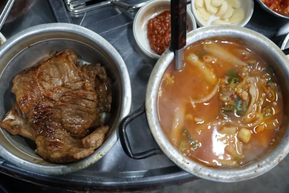 Homemade kimchi jjigae at Yeontan Gongjang