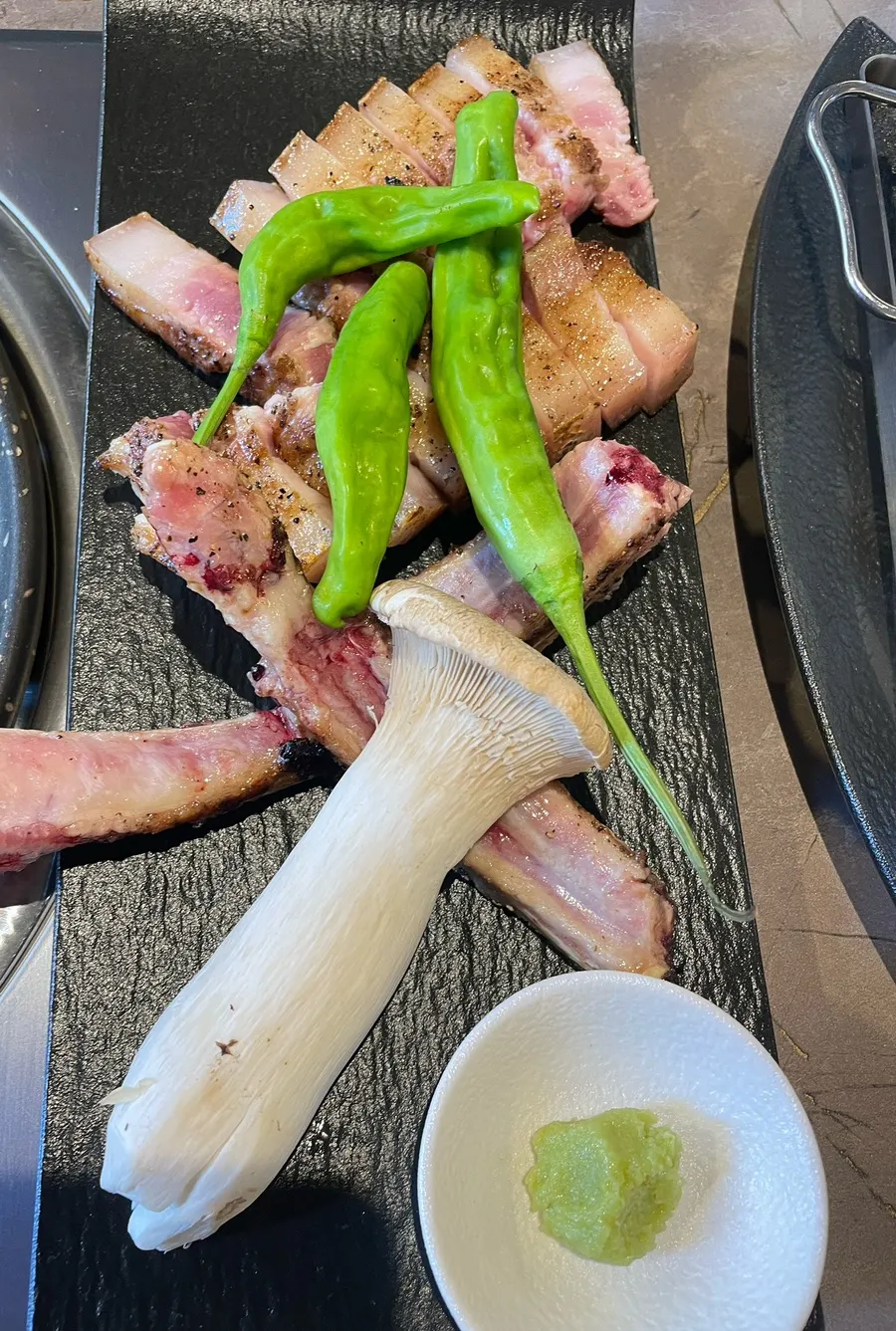 A drink paired with meat at Chobeoljip