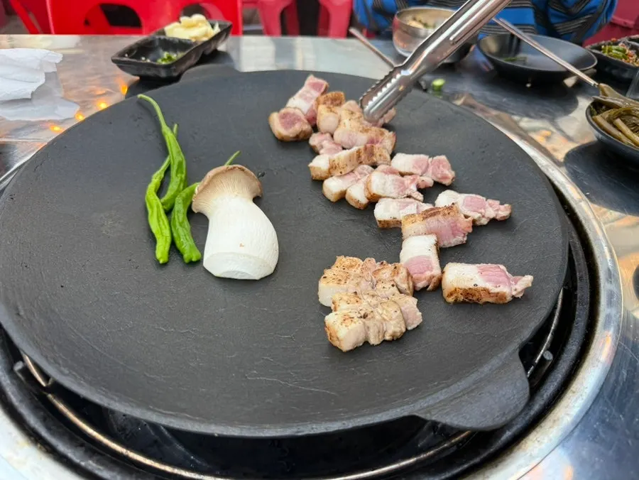 Plate of 150g pre-seared pork belly