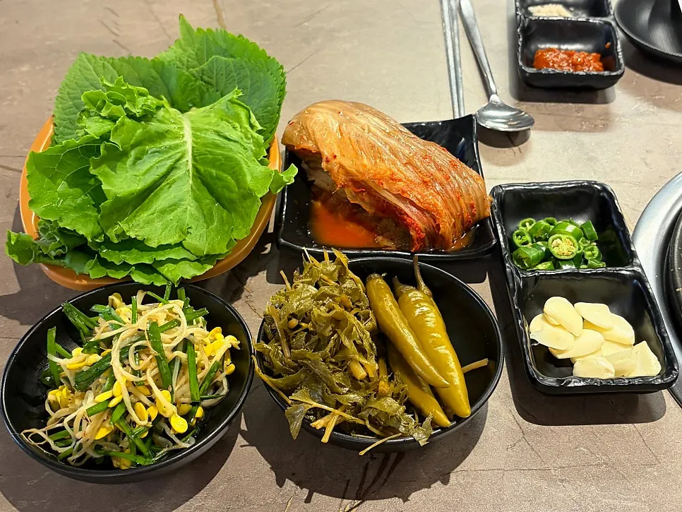 Order of pre-grilled bone pork belly and beef brisket doenjang stew