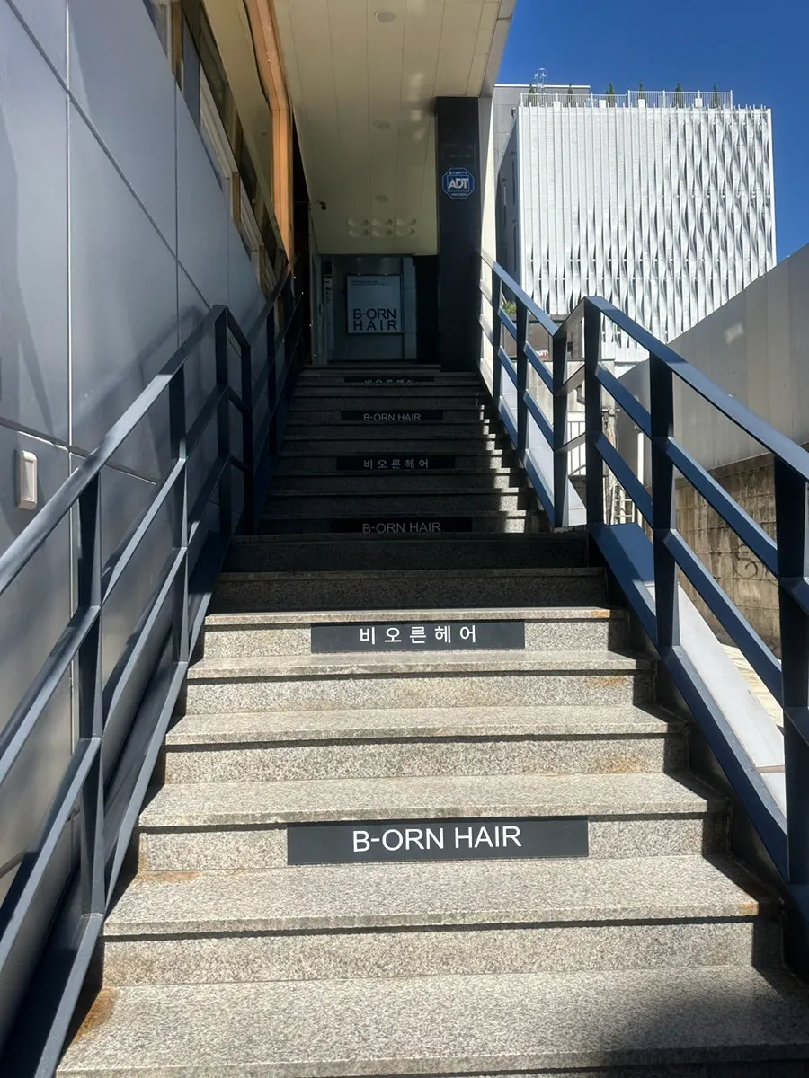 Building a 2-minute walk from Exit 5 of Apgujeong Rodeo Station