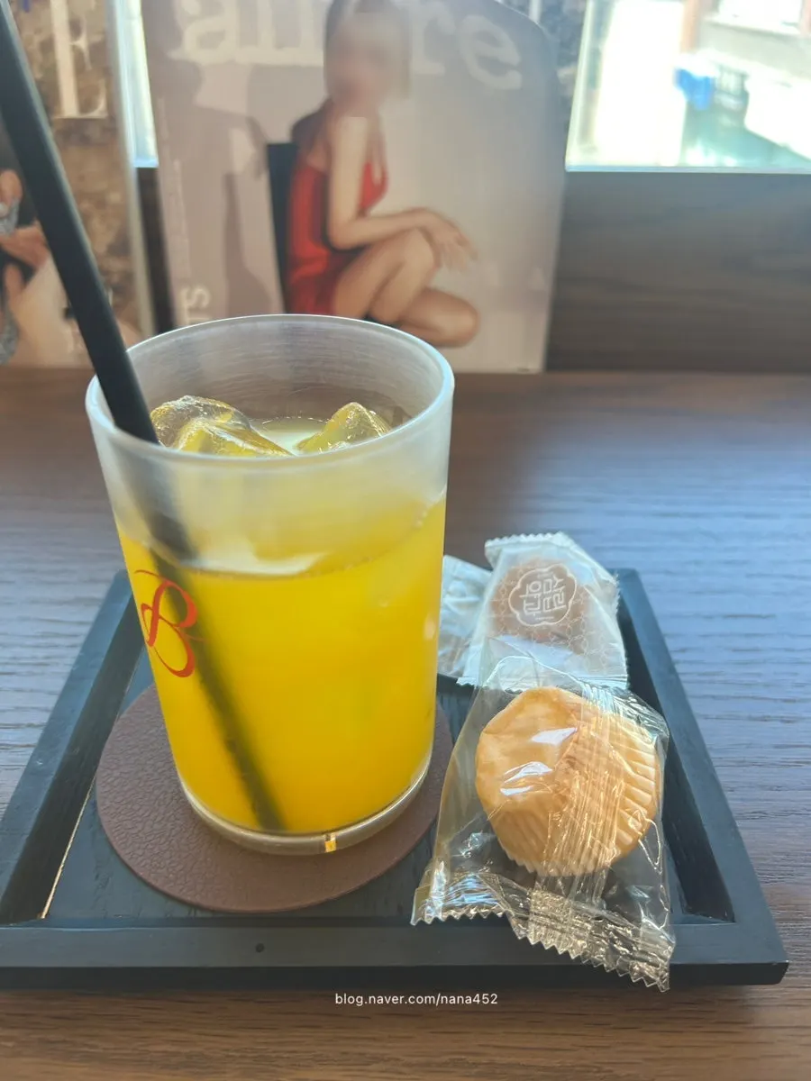 쿨링팩 마스크로 마무리한 클리닉