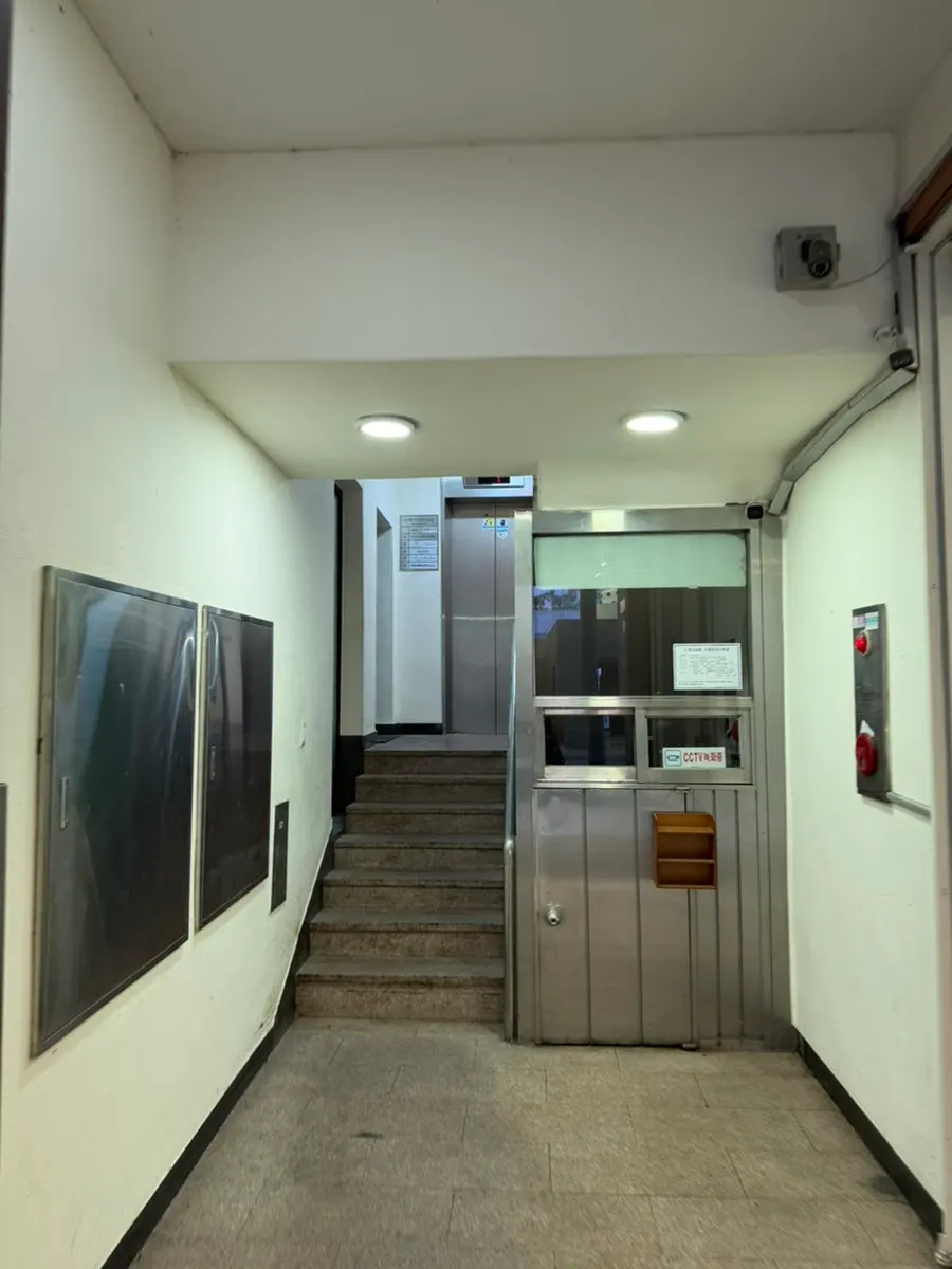 Naeil Didi building entrance and elevator sign