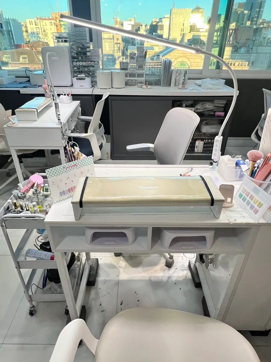 Bright, clean interior of Naeil Didi nail salon