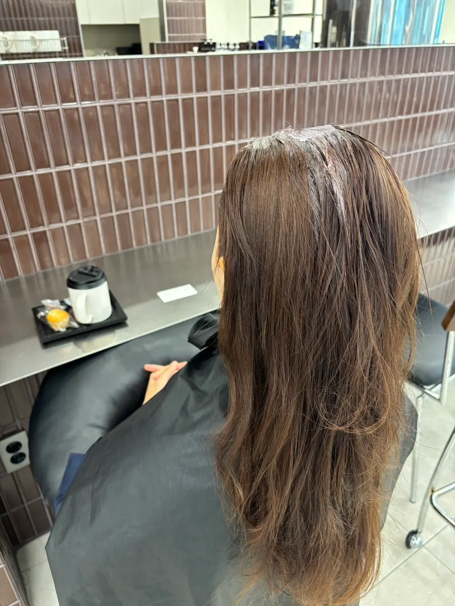 Full length of hair in Cooper Brown before the service