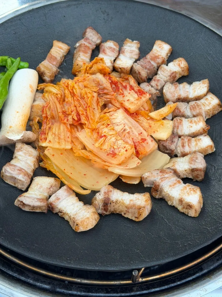 End-of-meal photo at Chobeoljip Apgujeong Rodeo Branch