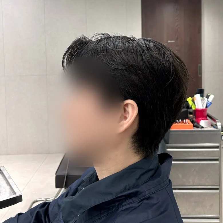 Salon chair during the styling process at Biorn Hair Apgujeong Rodeo