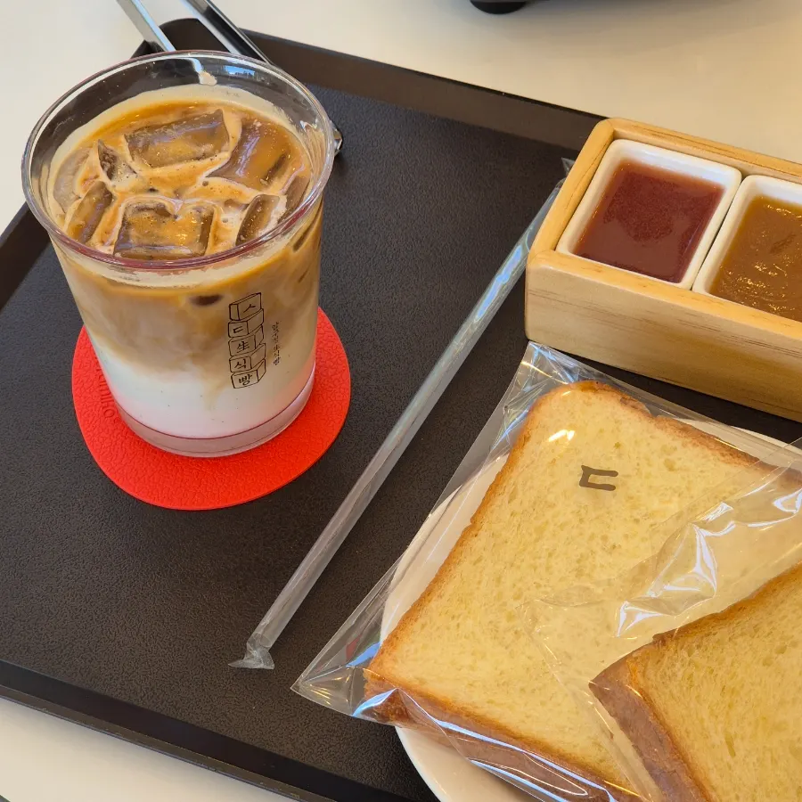 Two individually packaged slices of bread