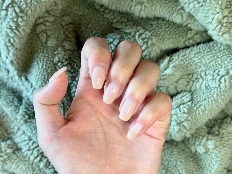 Syrup gel nails holding up after 2 weeks