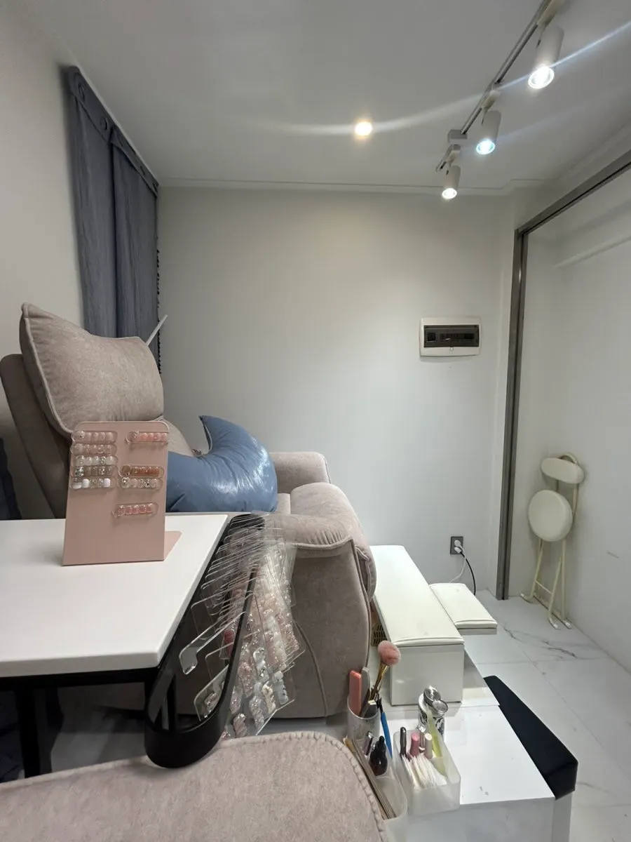 Photo related to a pedicure visit at Naeil Didi in Apgujeong Rodeo