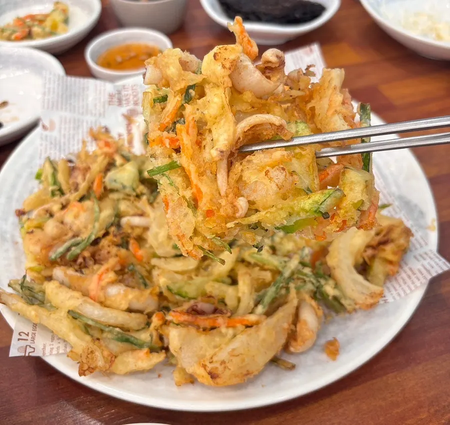 바싹하게 튀겨진 바싹해물전