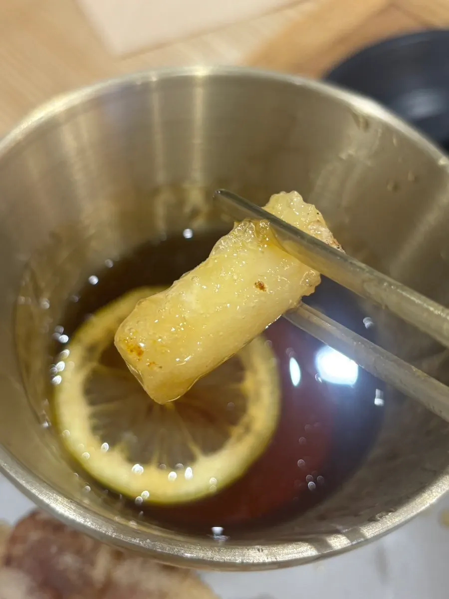 Nuruk-aged tangsuyuk with sauces