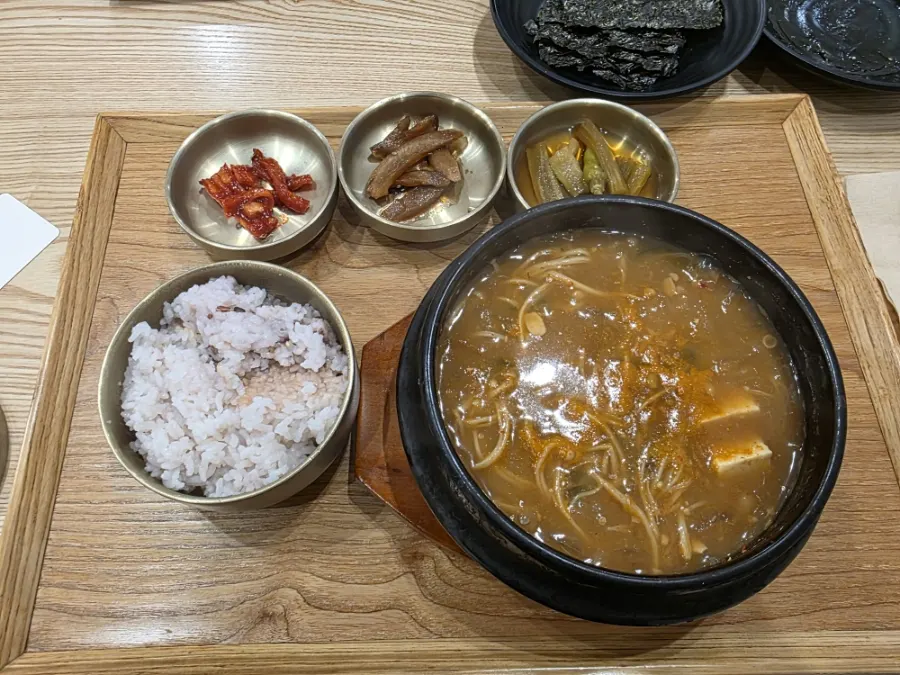 A full table of the Korean dishes we ordered