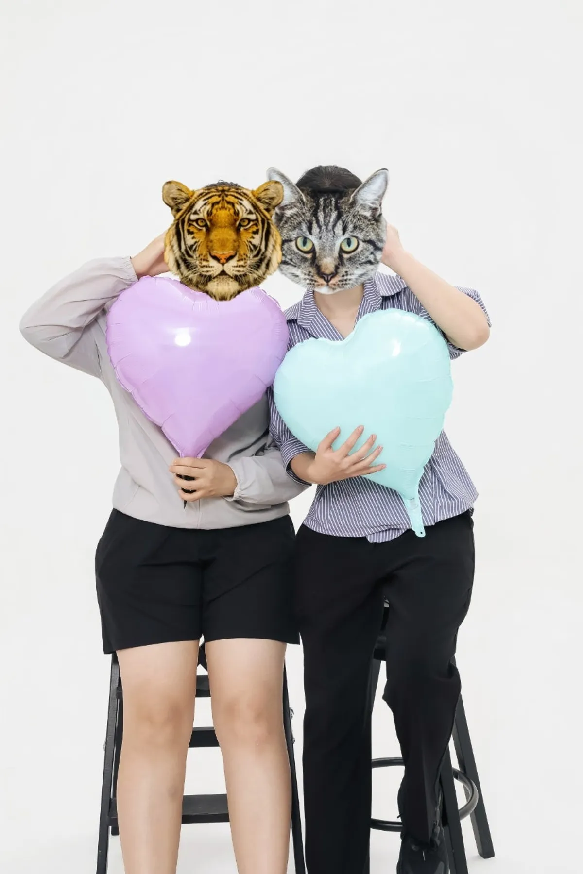 Heart balloons in various colors and number balloon props