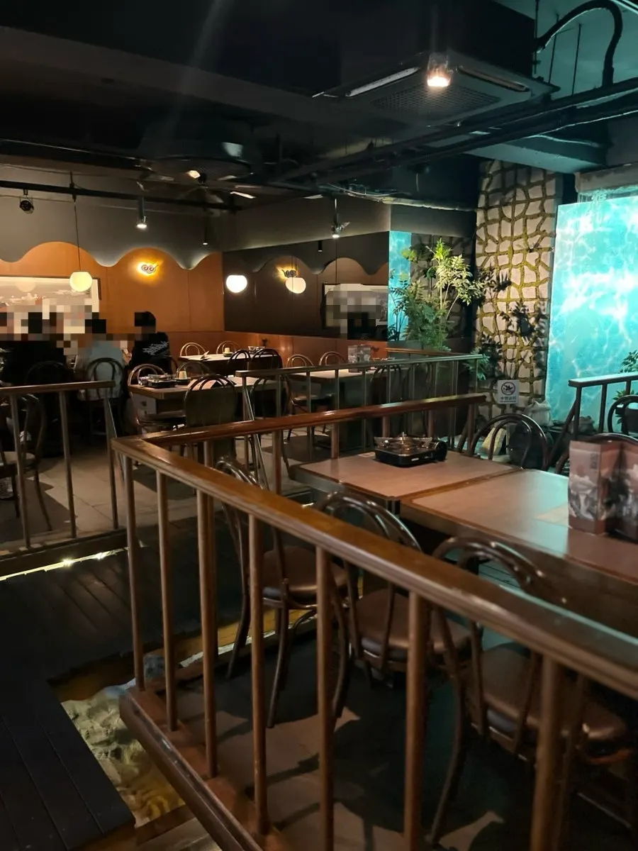 Traditional-style interior of Arigyegok Gangnam