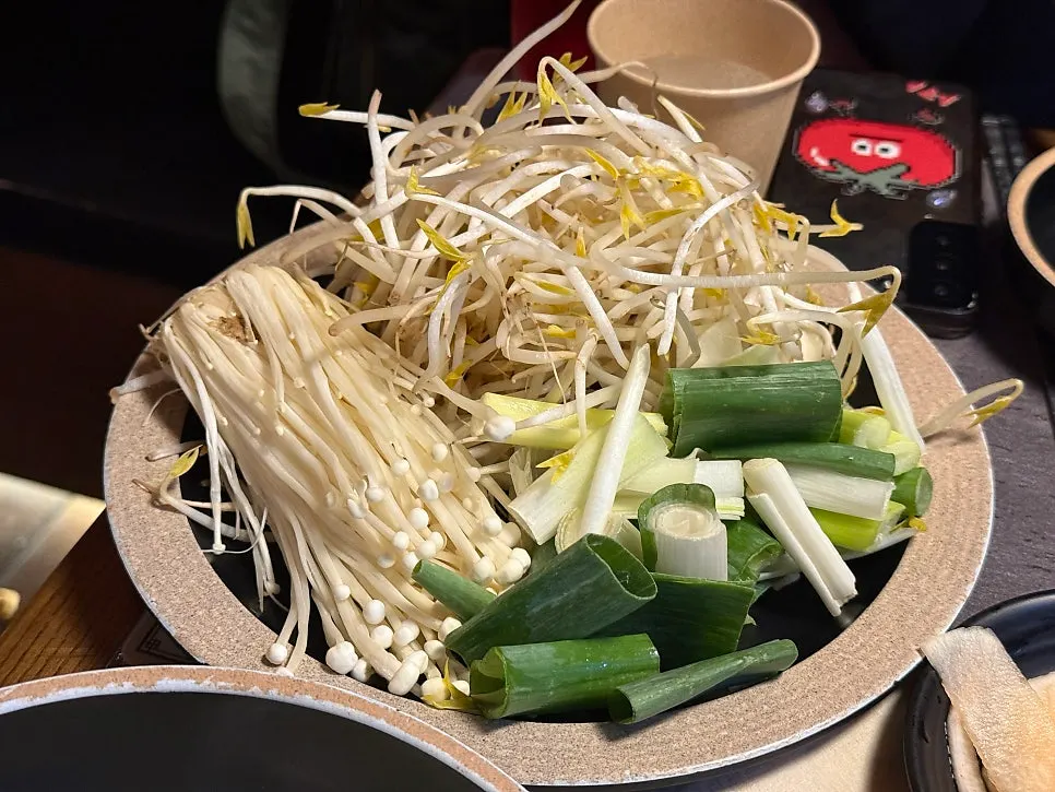 Jjolmyeon noodles inside the hot pot