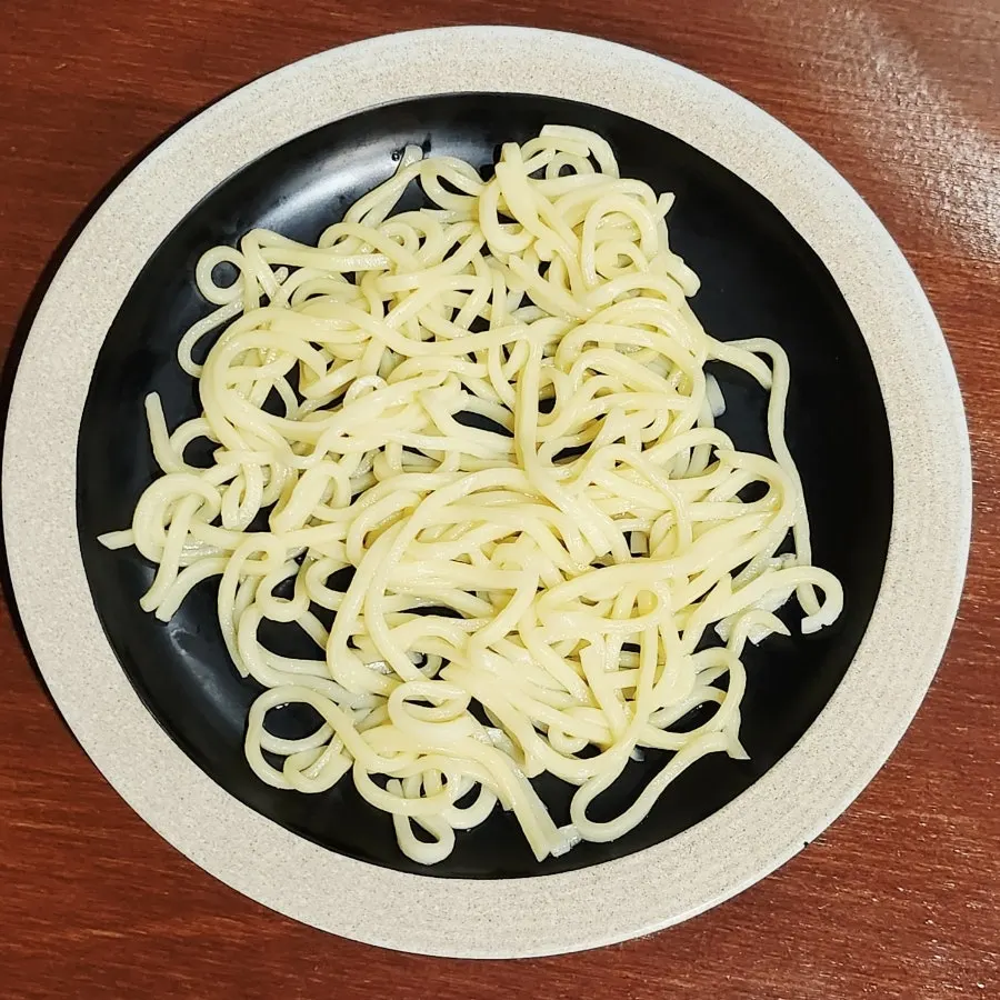 알곤이짬뽕탕에 함께 나온 중화면