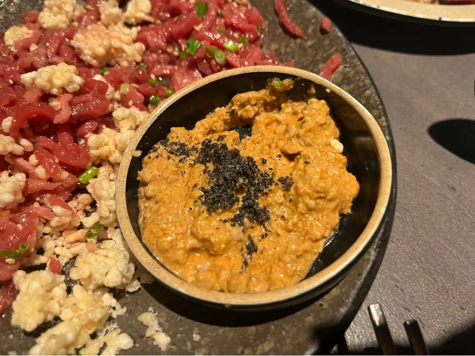 A spoonful of nurungji hoe mixture