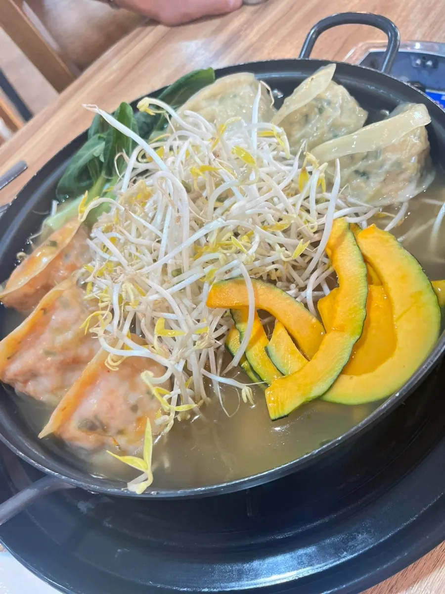 Close-up mandu tangan yang besar