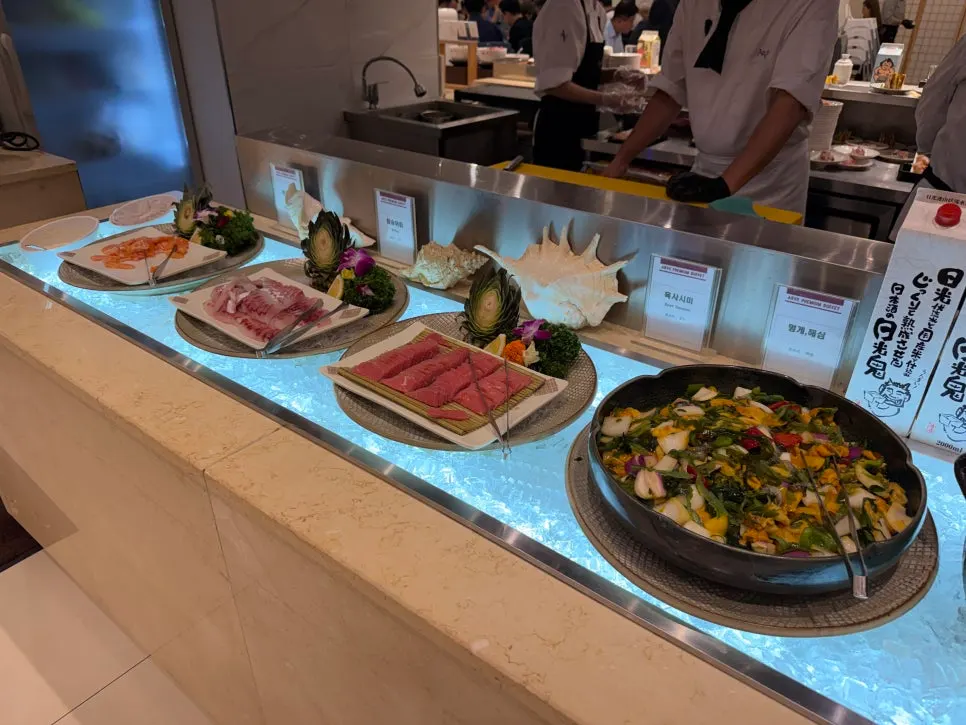 Sashimi and sushi station at the Arbe buffet