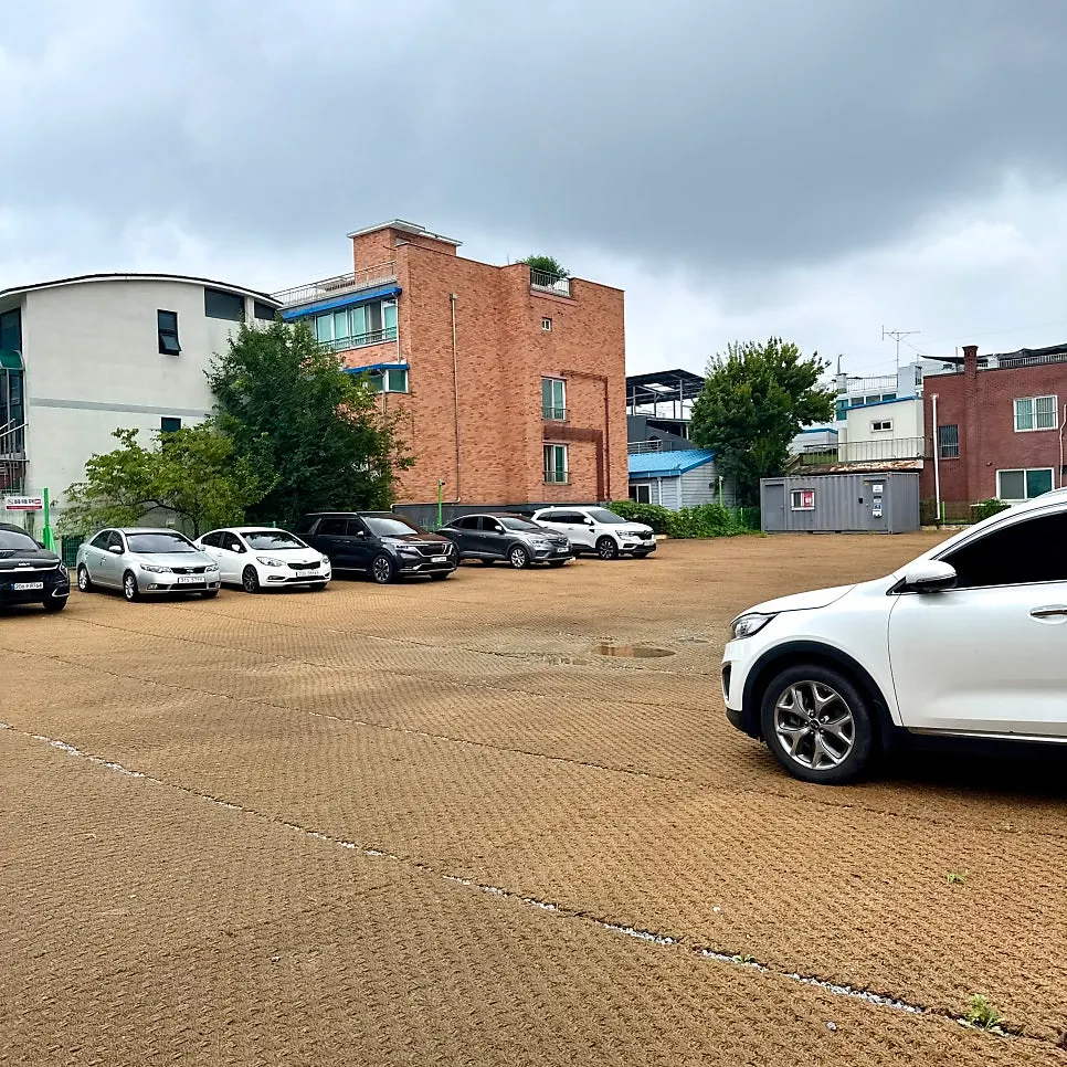 식당 입구 주변 모습