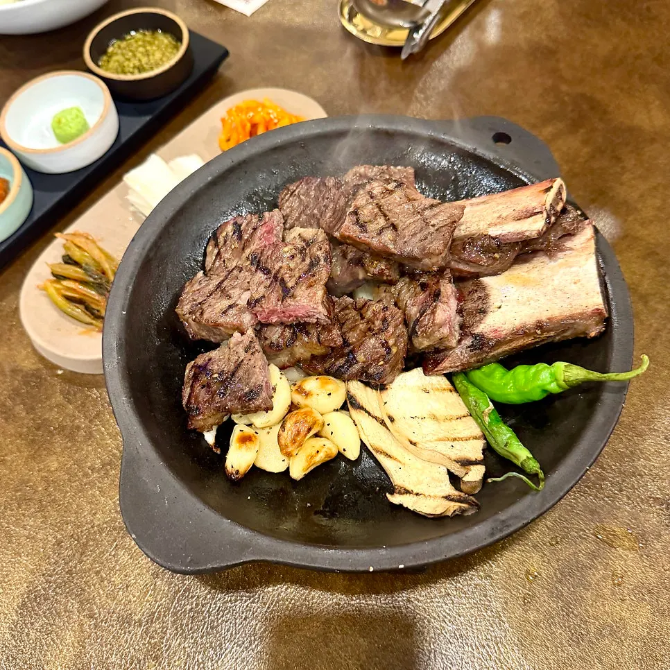 돌잔치에 쓸 수 있는 룸 공간