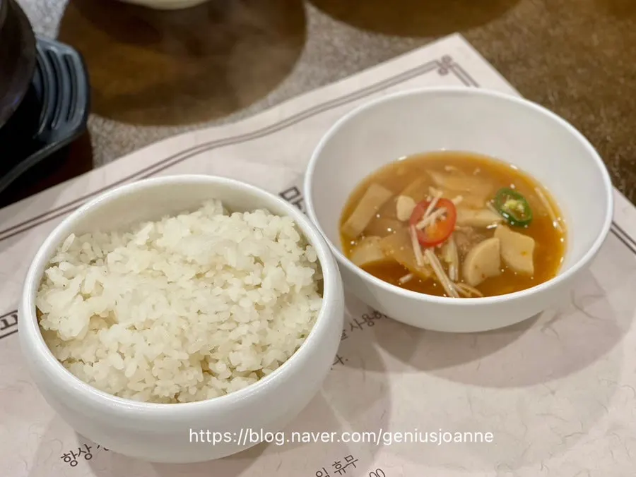 Doenjang-jjigae with tofu and mushrooms