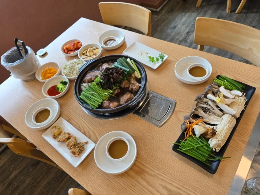 Baeksuk table prepared after a reservation