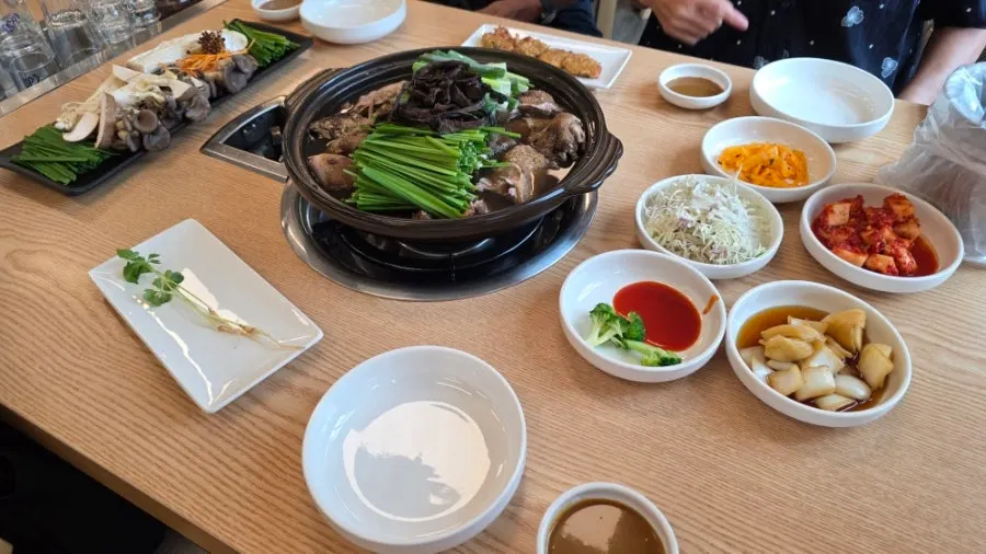 Restorative neungi mushroom duck baeksuk meal