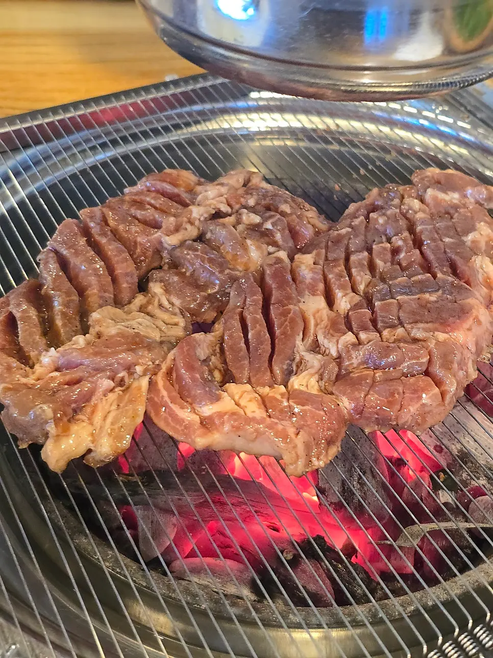Marinated pork galbi picking up a smoky aroma