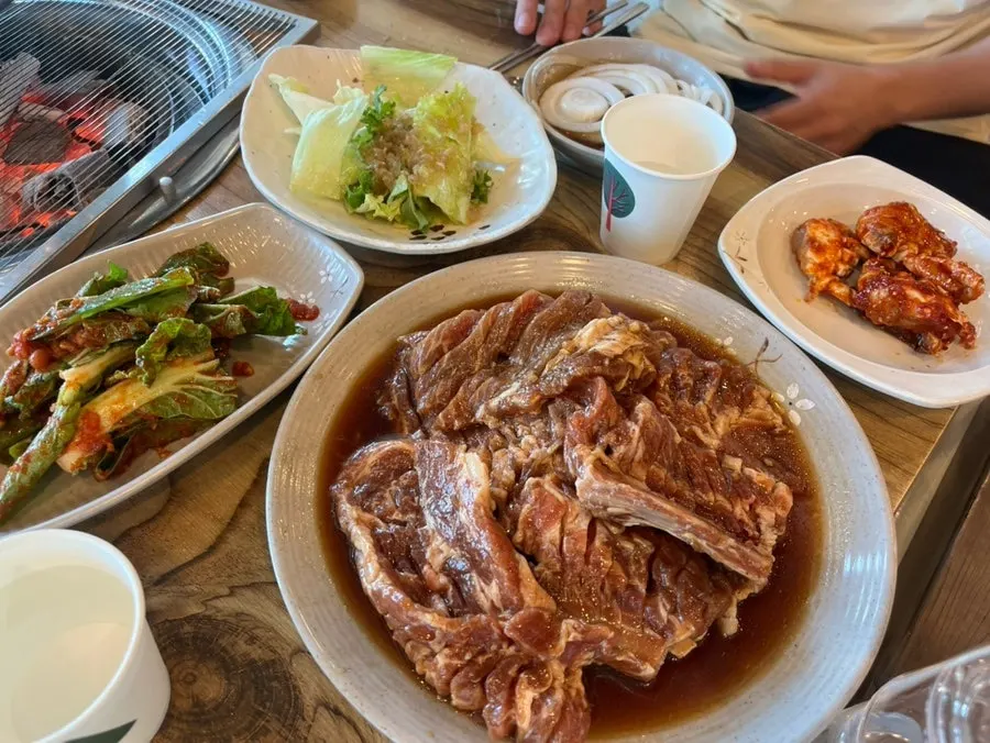 굽기 전 돼지갈비 클로즈업