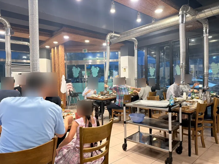 Interior of Ilpum Chamsut Galbi packed with evening customers