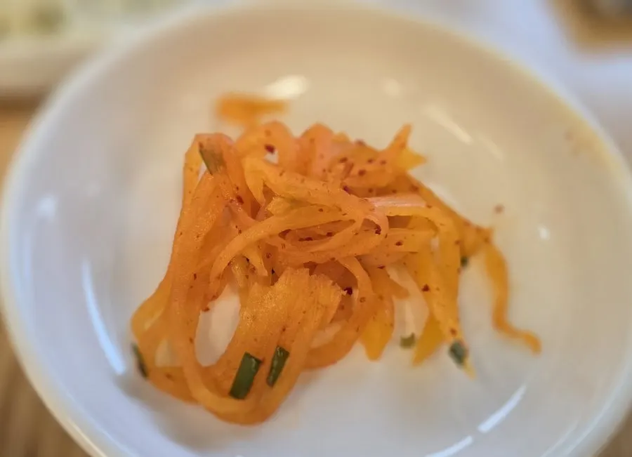 Young wild ginseng served as a side dish