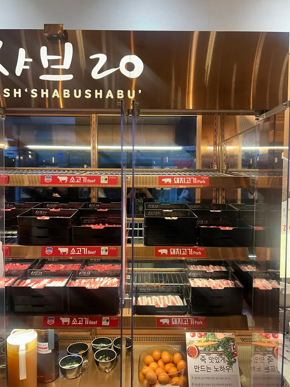 Food selection at the Shabu20 buffet zone
