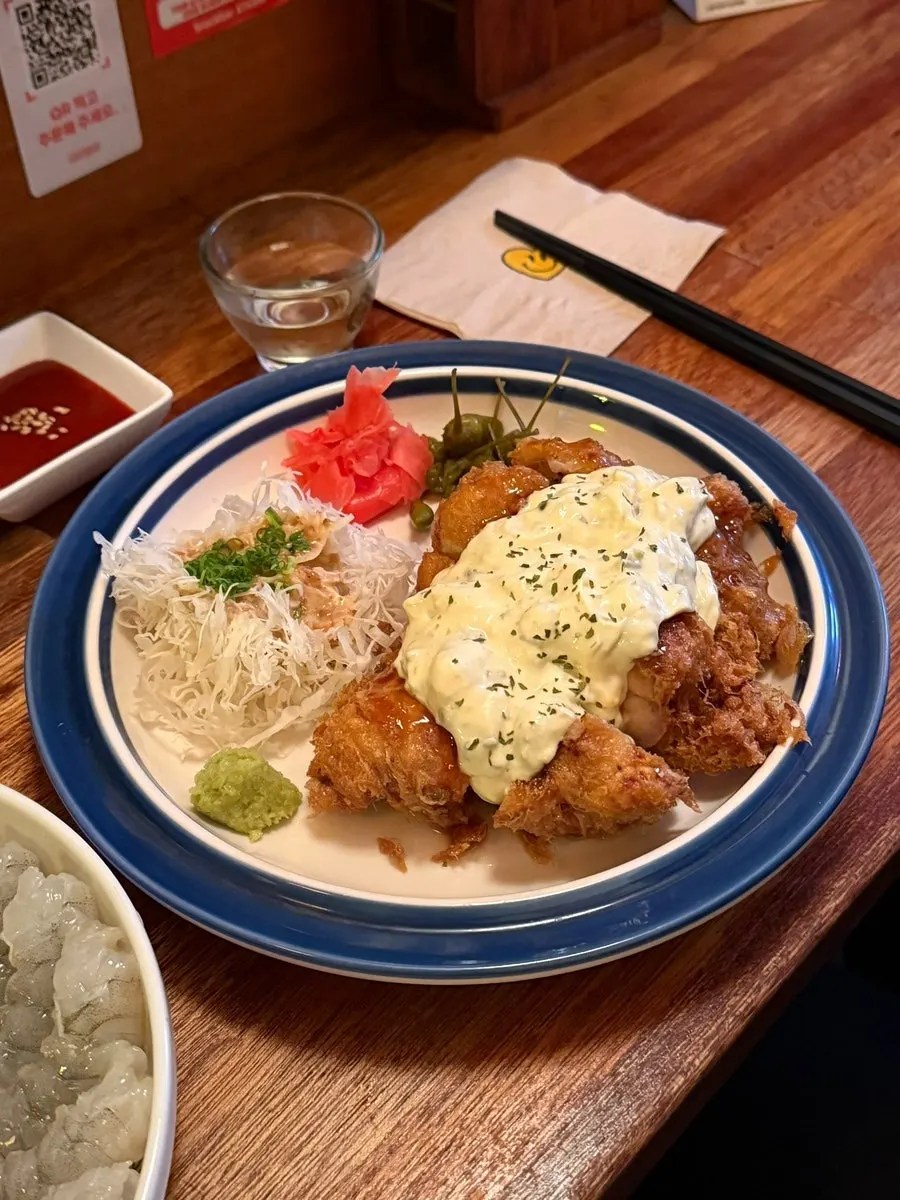 A plate of plump raw shrimp sashimi