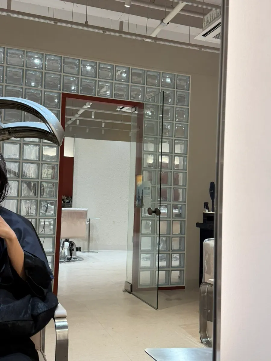 Hair condition near the end of the clinic treatment