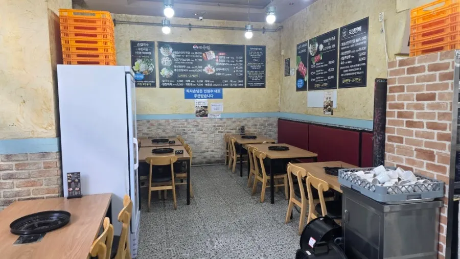 Spaciously arranged tables in the restaurant