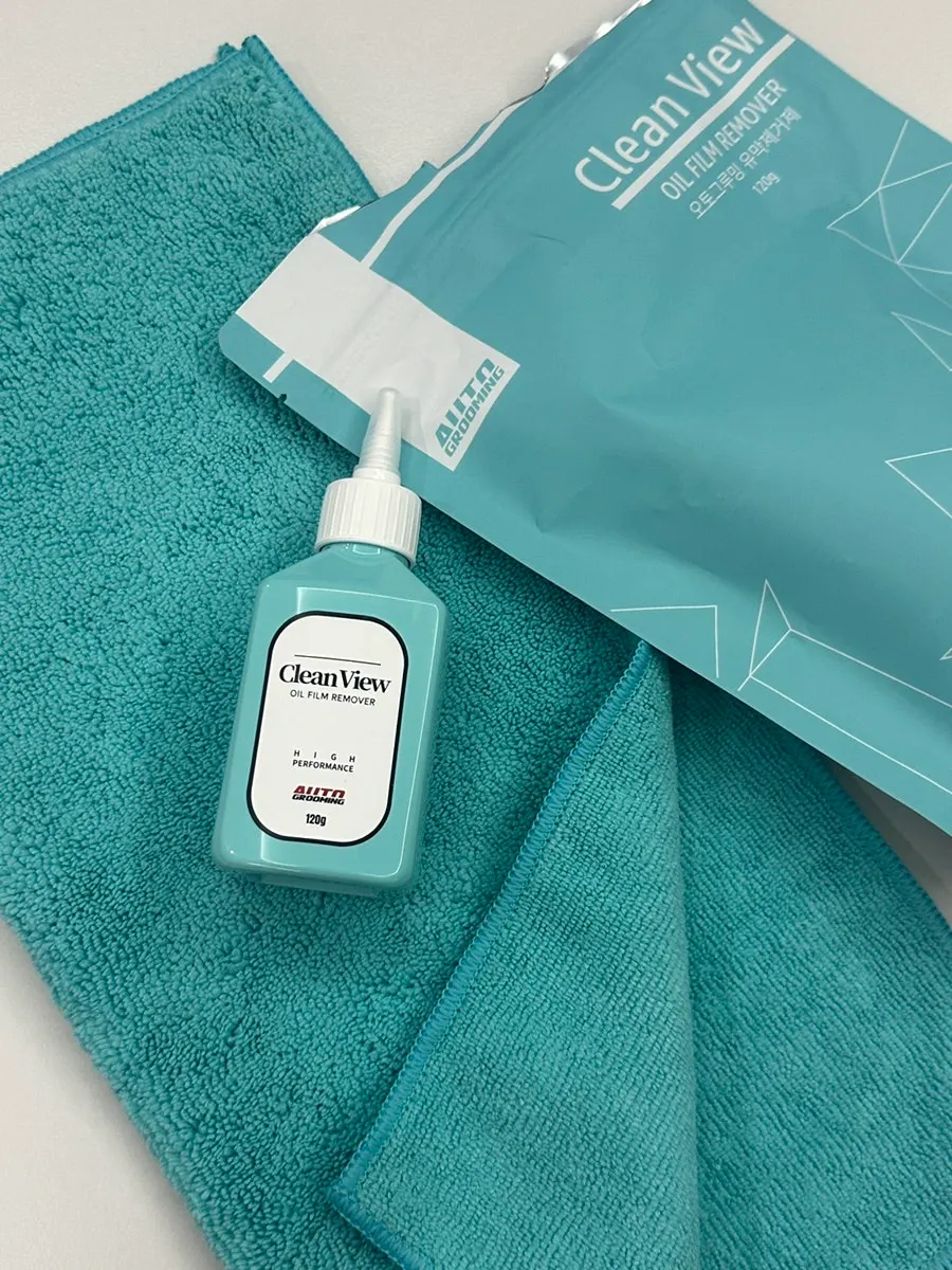 AutoGrooming CleanView oil-film remover and towel set