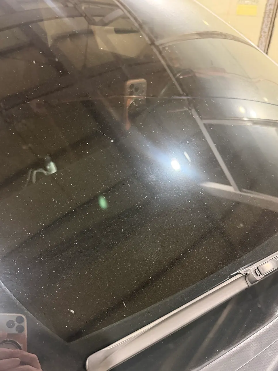 Condition of car glass that showed a need for oil-film removal
