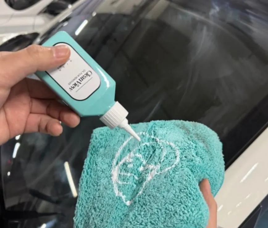 Car glass care using Clean View oil film remover