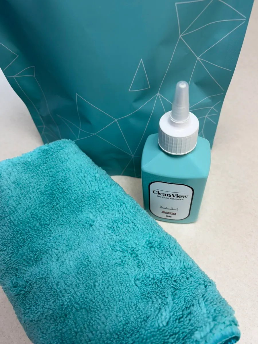 AutoGrooming Clean View oil film remover package