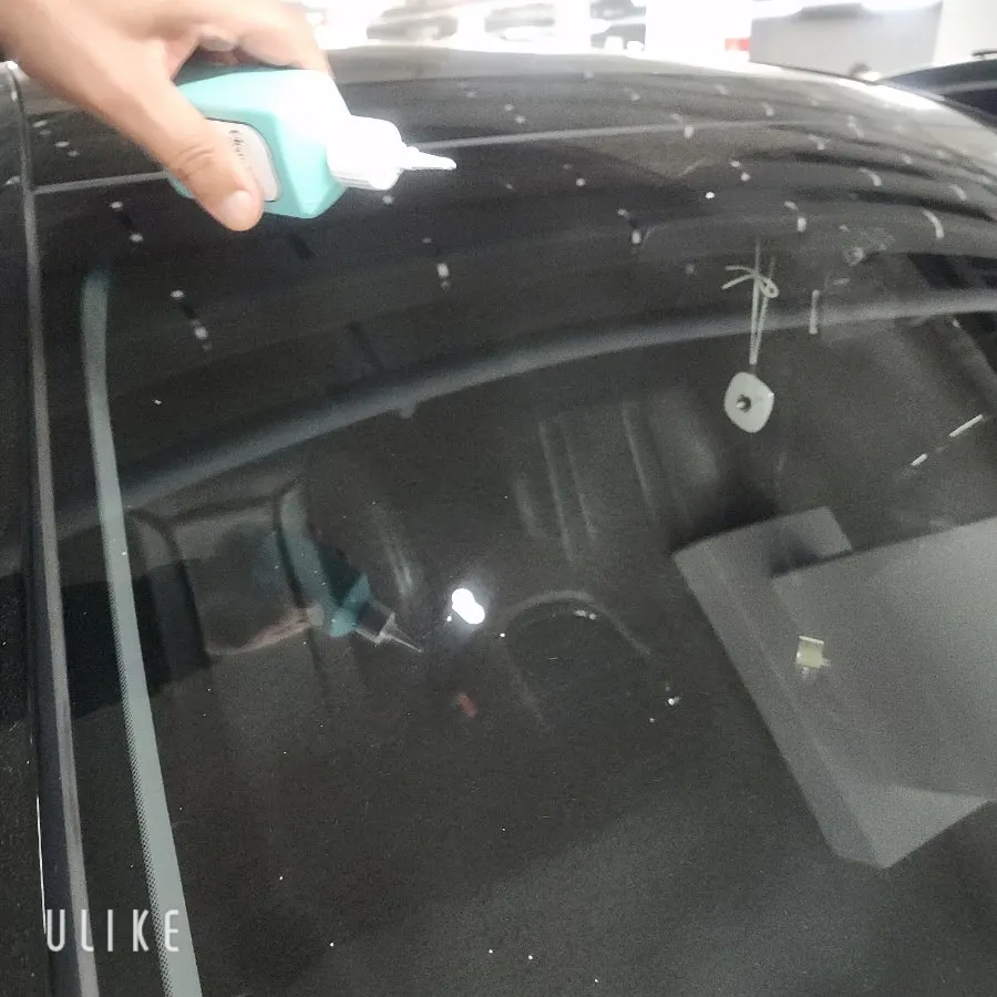 Car oil-film care process using Clean View