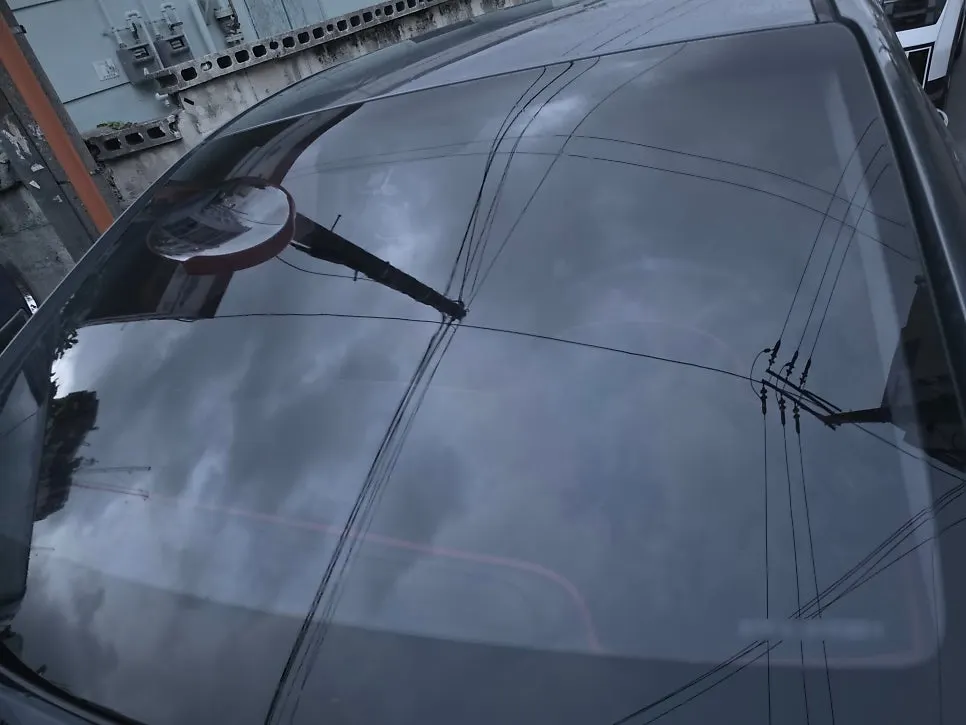 Car windshield rinsing process after using oil-film remover