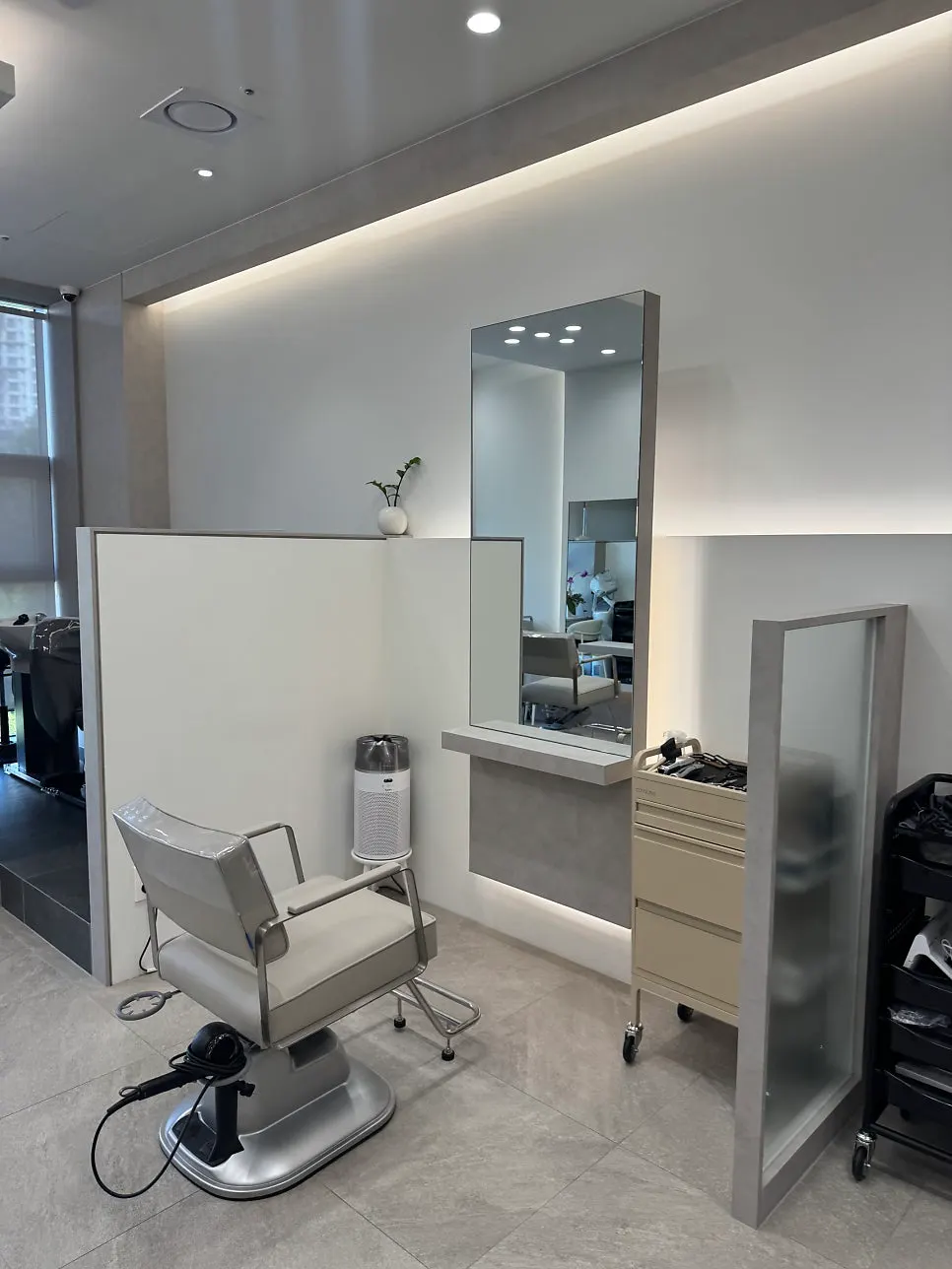 Treatment area of Abidasun Salon Jamwon