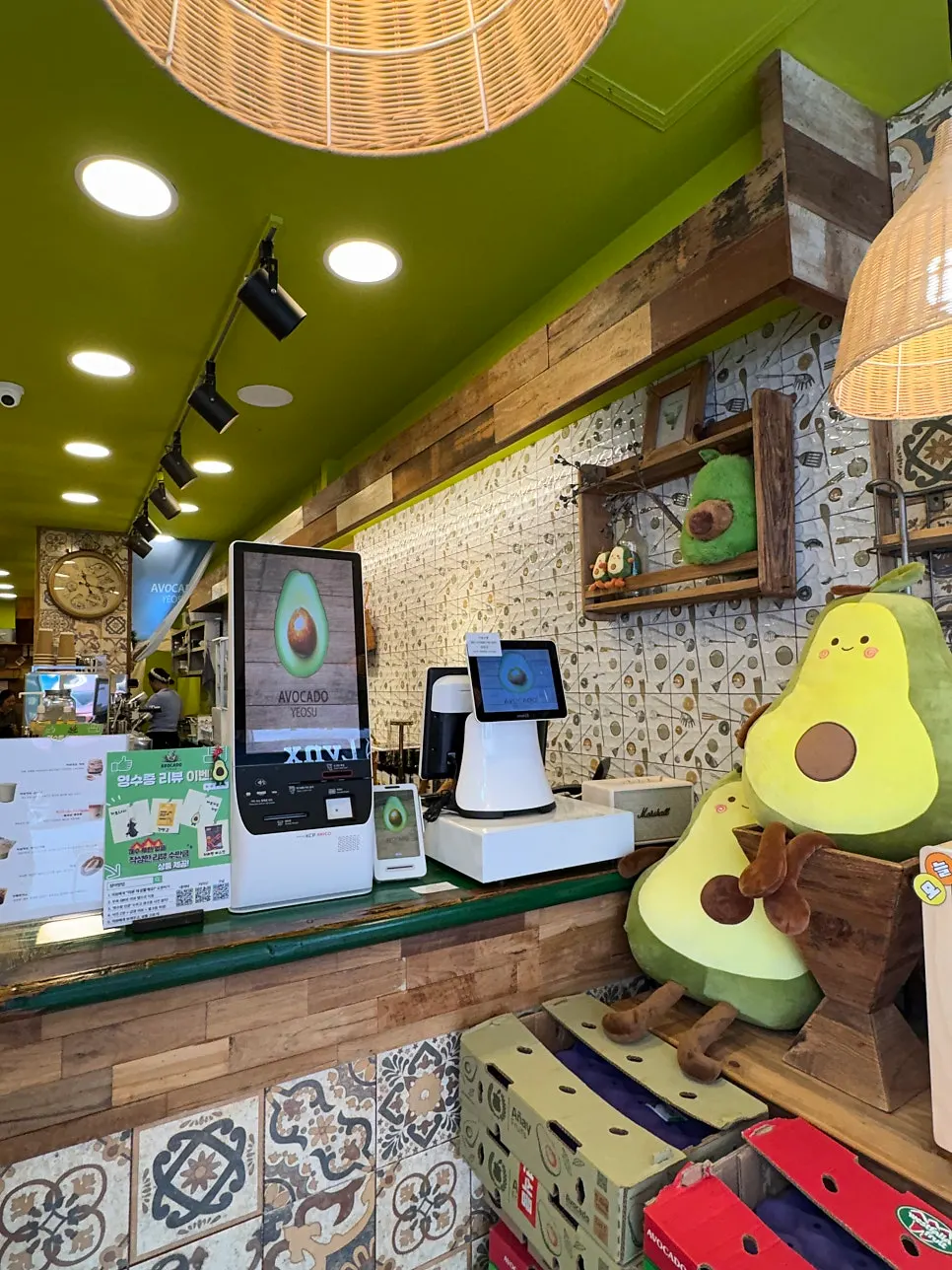Interior of Avocado Yeosu decorated in green and wood